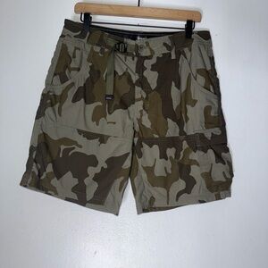 Prana Green Camp Cargo Shorts‎ Standard Fit Size 32/8” Inseam